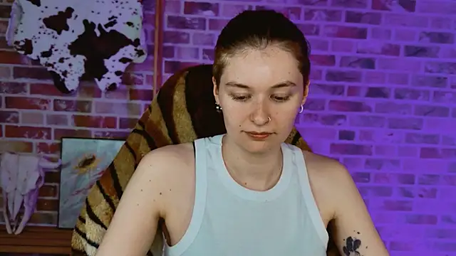 Chat +18 de LadyLolipop_ ao vivo
