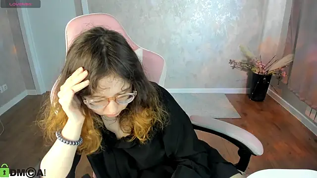 Aleks-caster 라이브 XXX 채팅