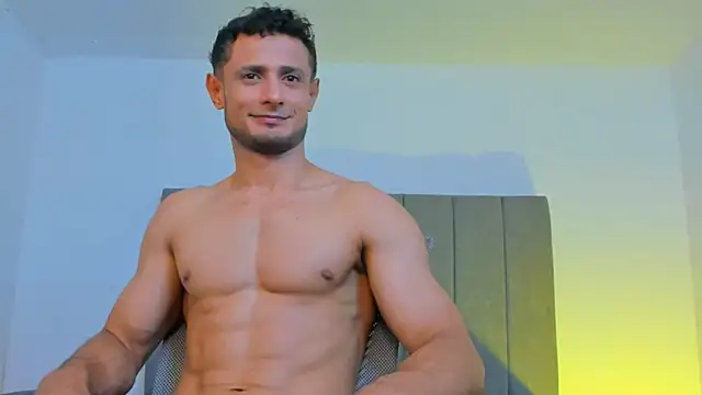 Chatroom XXX en direct de Adonys_Lewis_