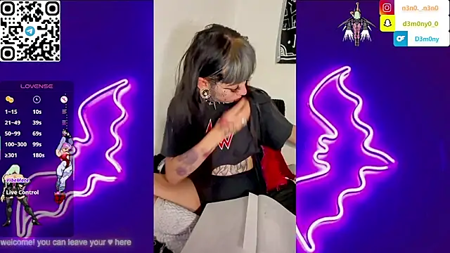 d3m0ny0_0のライブXXXチャット