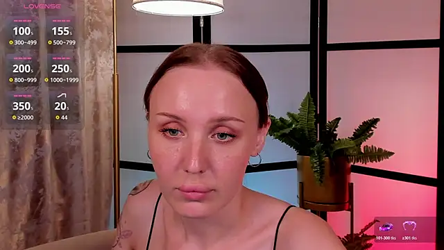 LianaFord Live XXX Chat