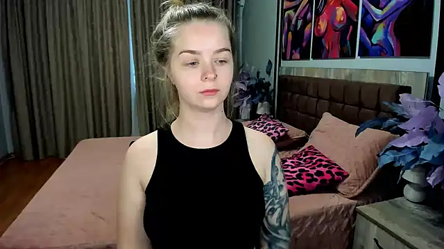 SirenaDoll – Naživo XXX chat