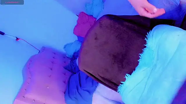 Shiaki_04's Webcam Show
