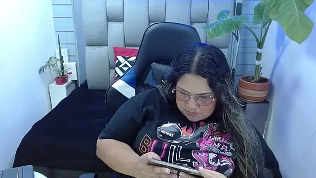 Chat XXX ao vivo de evelin_zaens