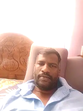 Paramkeerthin Live XXX chat