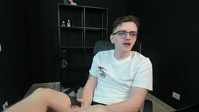 FelixStarkk Pertunjukan Webcam