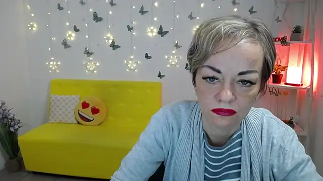دردشة NikaMayu الجنسية المباشرة