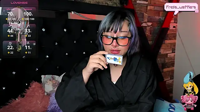 fresa_Wafflera élő XXX-chatje