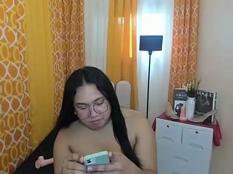 Chat XXX ao vivo de TsUncutKaren