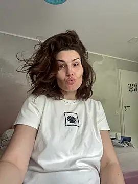 Ms-Lust1- Chat XXX live