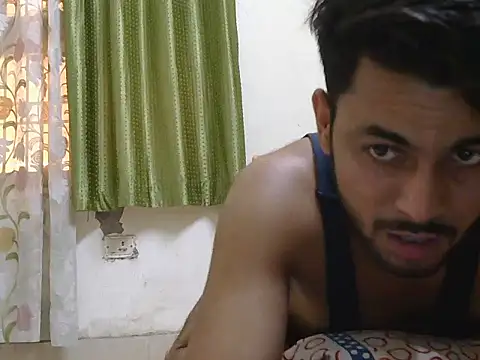 Stubborndesiboy 라이브 XXX 채팅