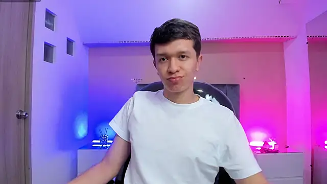 ken_col webkamerás műsora