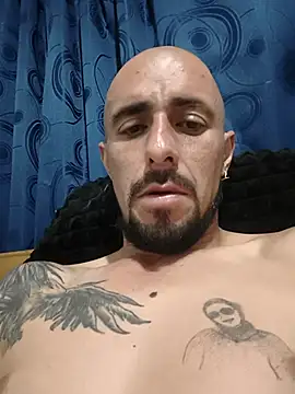 fire_menxxx001 élő XXX-chatje