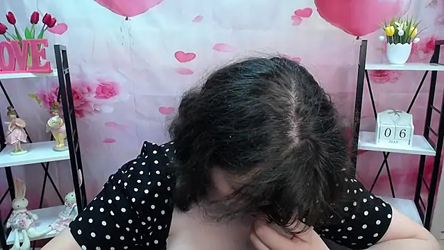 NeonilaLisova Chat XXX in diretta