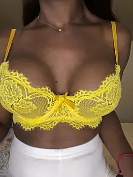 Sweets_Keylin18 Adlı Modelin Canlı XXX Sohbeti