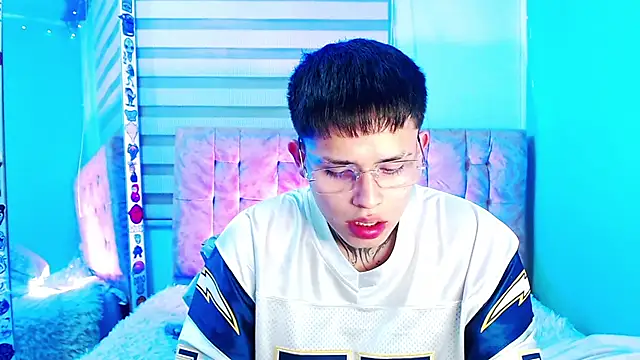 Chatroom XXX en direct de _justinmoon2
