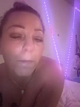 KittzyKat's Live XXX Chat