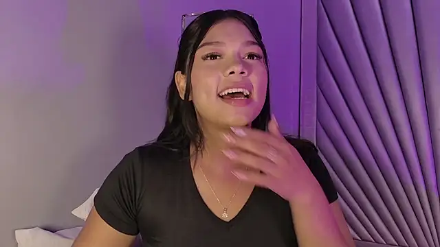 HatsaJones' Live XXX Chat