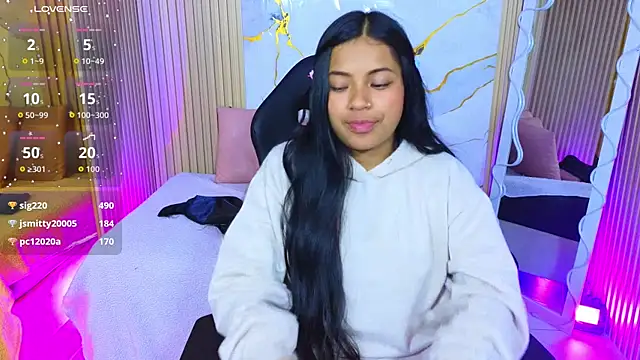 Maile_Tay Live XXX-Chat