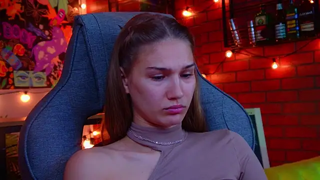 Sweet_Emilya: απευθείας συνομιλία ΧΧΧ