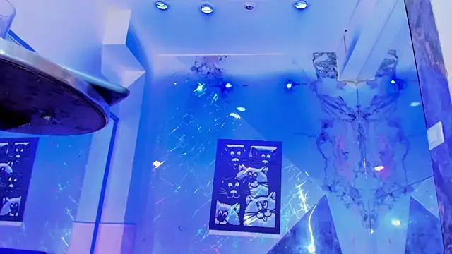 Isabella_stanford2のウェブカメラショー