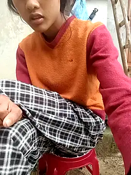 Hoa-tuylip's Live XXX Chat