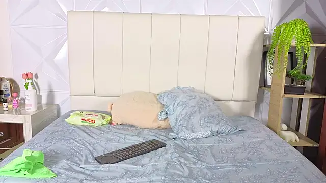 Živý XXX chat Emily_and_Sebastiannn