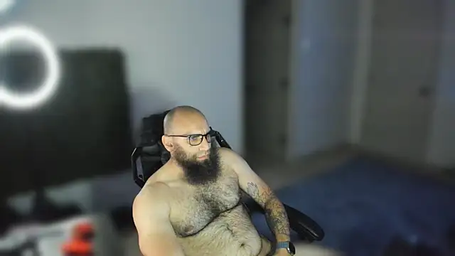 MastaWolfy's Live XXX Chat