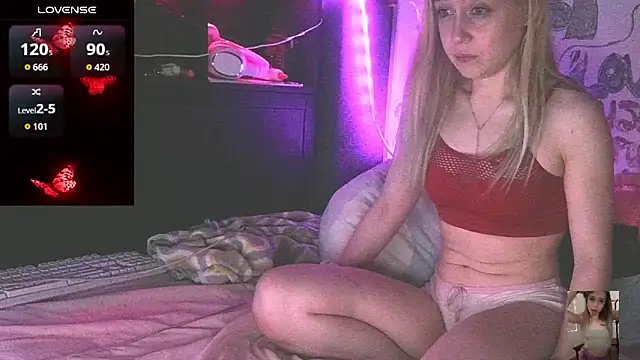 Blondiewithanass' Live XXX Chat