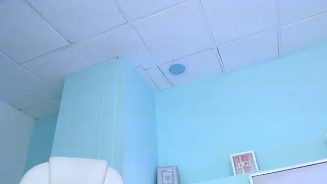Emerald_gh élő XXX-chatje