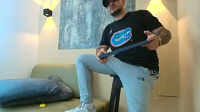 TROY_KIRK Chat XXX live