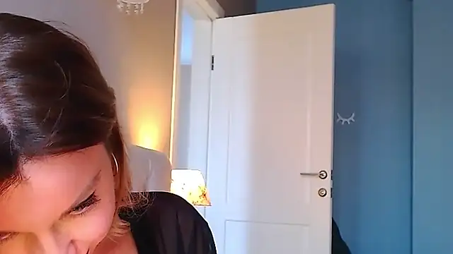 MissSiona élő XXX-chatje