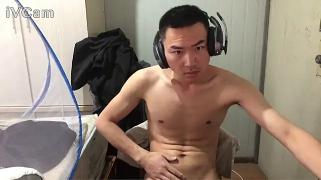 Онлайн чат XXX dyjdddttj