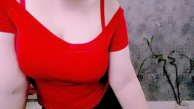 Chatroom XXX en direct de Djullia