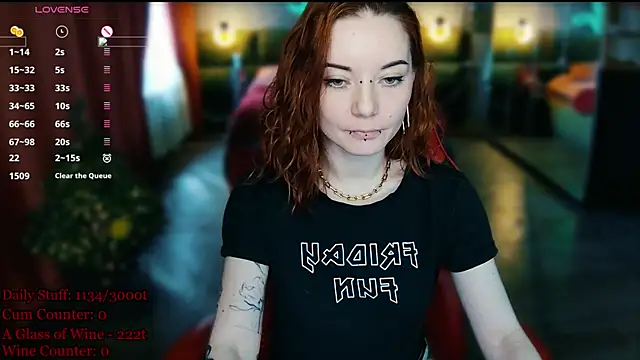 MaxPhoenixx Adlı Modelin Canlı XXX Sohbeti