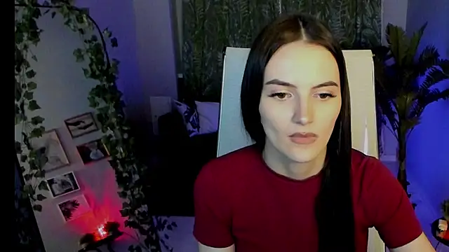 StellaCrowe Adlı Modelin Canlı XXX Sohbeti
