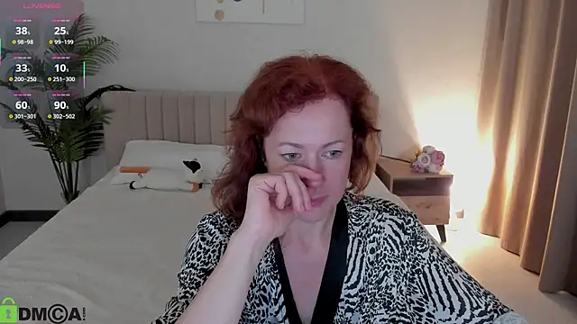 LeticiaRomano live XXX chat