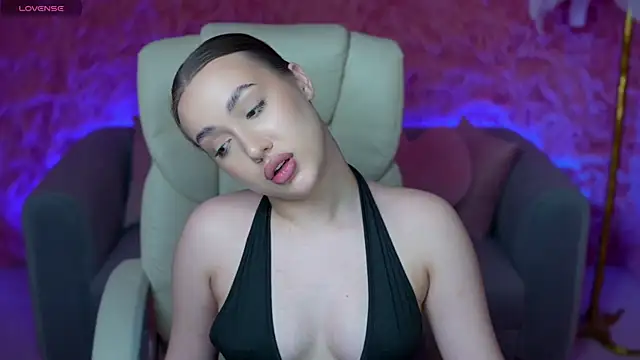 Вебкам-шоу OliviaMoore_