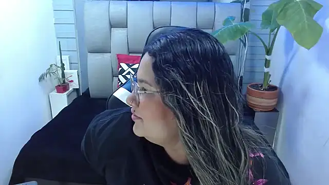 evelin_zaens 라이브 XXX 채팅