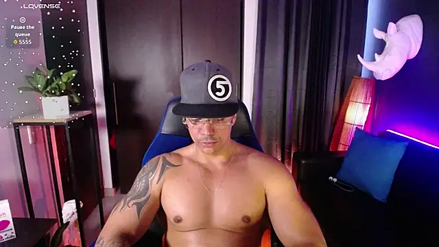 Zed_ferrer's Live XXX Chat