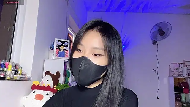 Živý XXX chat Tieu-May