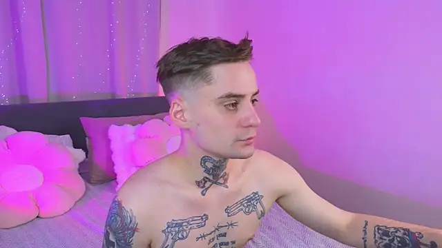 XXX chat uživo modela drillfi11
