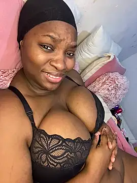 Blackpinkylips2025 Chat XXX in diretta