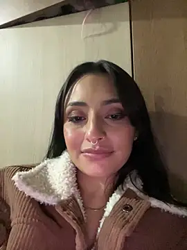 Chat +18 de Nanda_vixen_ ao vivo
