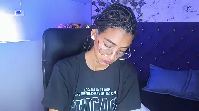 KarlaSlutSkinny__ Live XXX-Chat