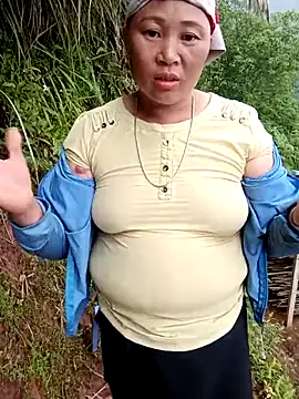 XXX chat uživo modela kalara_kail