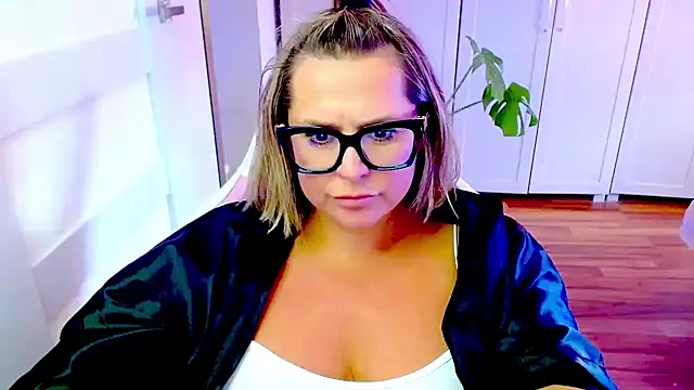 teaseDiana's Live XXX Chat