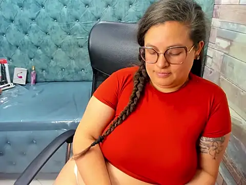 Sarah_Boobs_'s Live XXX Chat