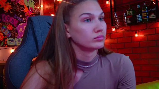 Sweet_Emilya: απευθείας συνομιλία ΧΧΧ