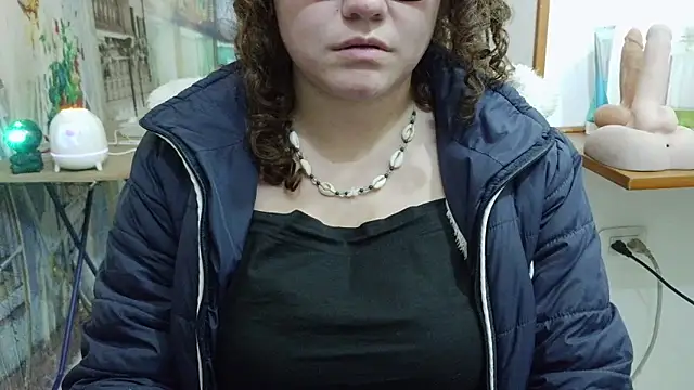 Czat XXX na żywo – curly_greeneyed